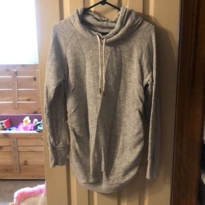 Isabel maternity activewear sweater